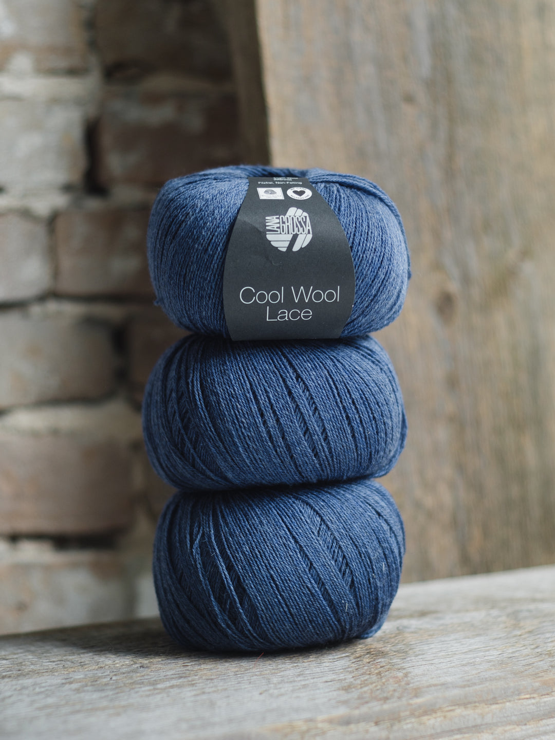 Cool Wool Lace 033 Inktblauw