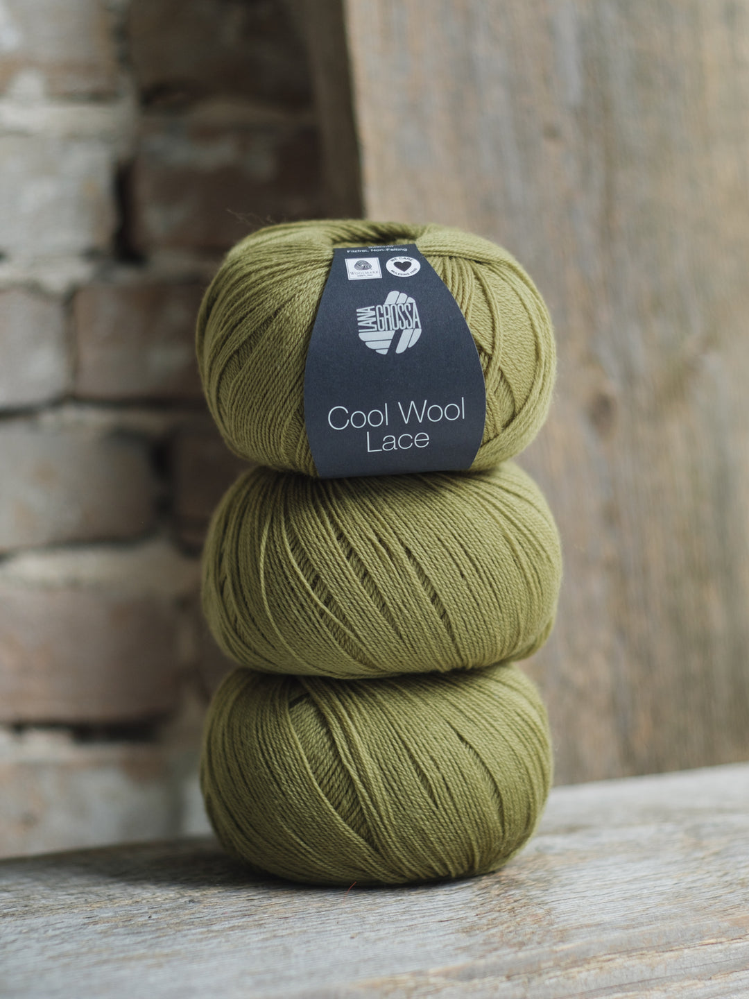 Cool Wool Lace 038 Olijf