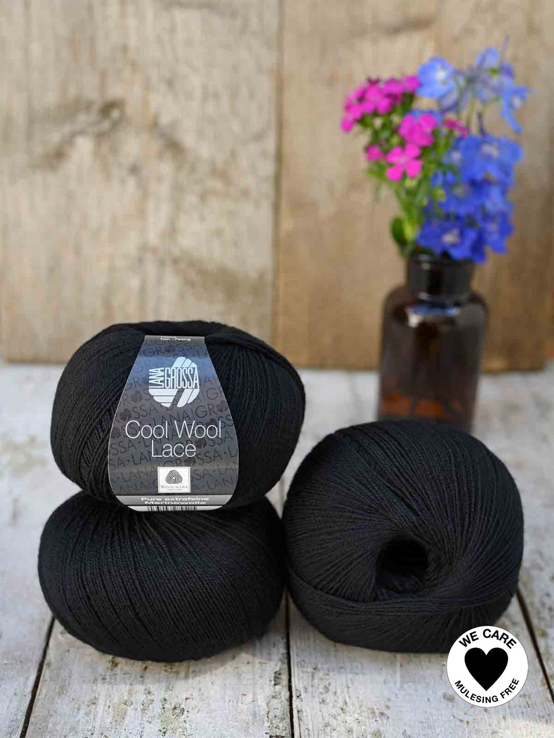 Cool Wool Lace 024 Zwart